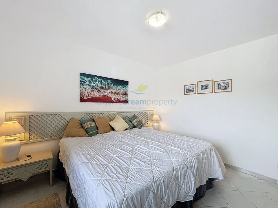Apartamento T2 para Venda em Albufeira e Olhos de Água Foto 26