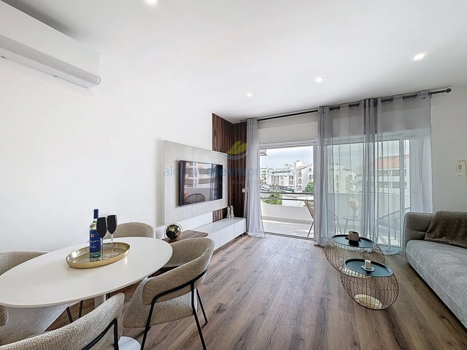 Apartamento T1 para Venda em Albufeira e Olhos de Água Foto 4