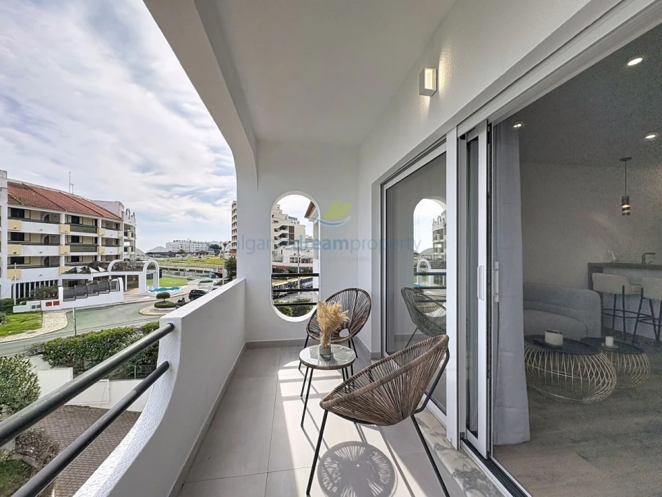 Apartamento T1 para Venda em Albufeira e Olhos de Água Foto 13