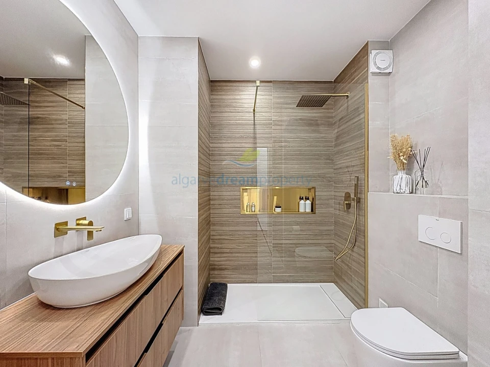 Apartamento T1 para Venda em Albufeira e Olhos de Água Foto 22