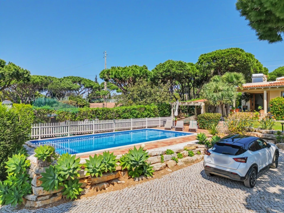 Moradia T5 para Venda em Quarteira Foto 50