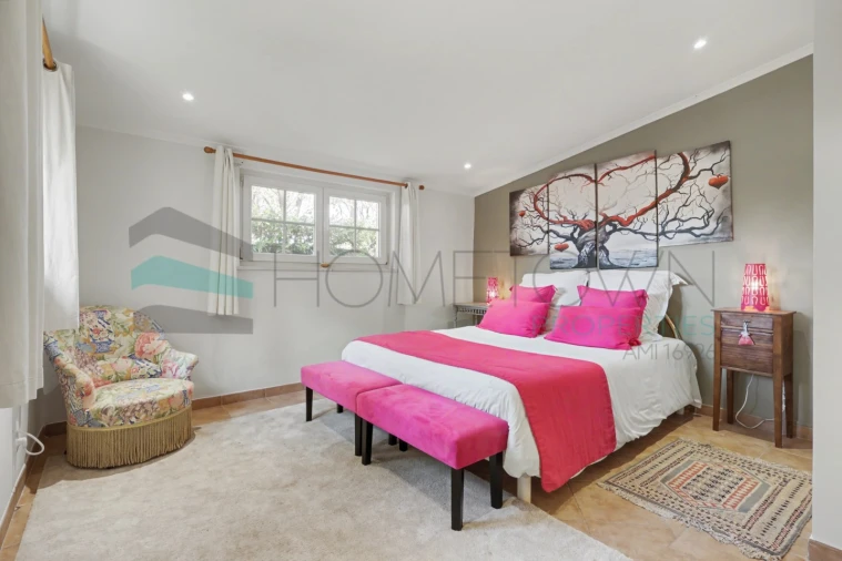 Moradia T5 para Venda em Quarteira Foto 23