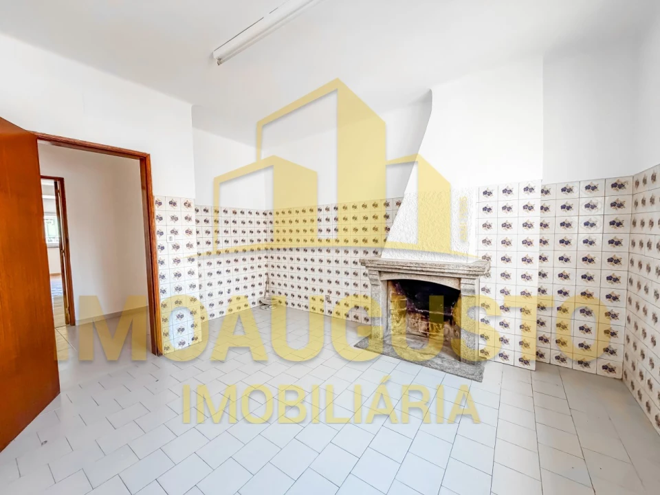 Apartamento T2 para Venda em Guarda Foto 4