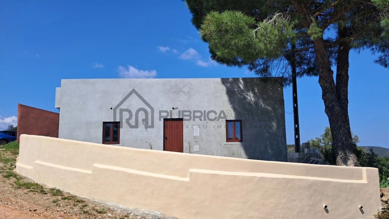 Moradia para Venda em Salir Foto 22