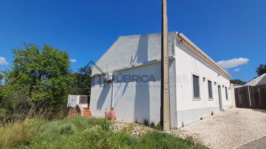 Moradia T2 para Venda em Salir Foto 41