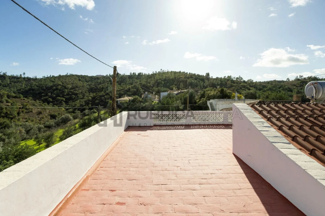Moradia T3 para Venda em Querença, Tôr e Benafim Foto 25