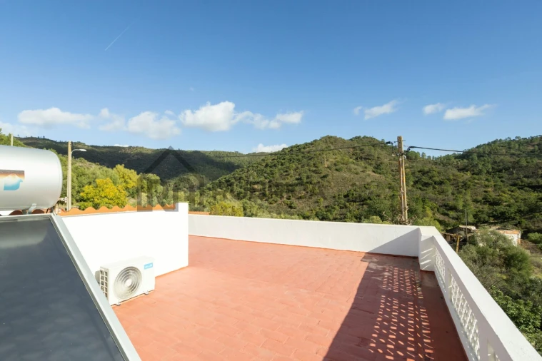 Moradia T3 para Venda em Querença, Tôr e Benafim Foto 27