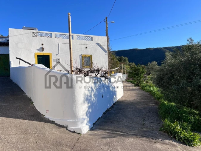 Moradia T3 para Venda em Querença, Tôr e Benafim Foto 28