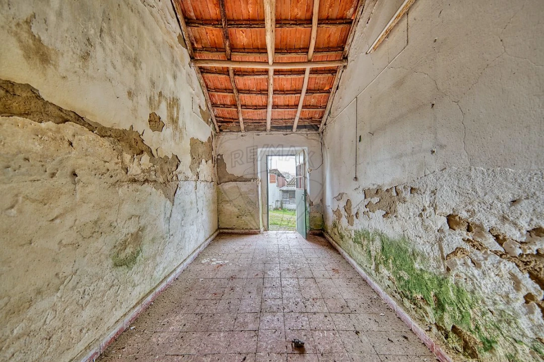 Moradia T2 para Venda em Pontevel Foto 32