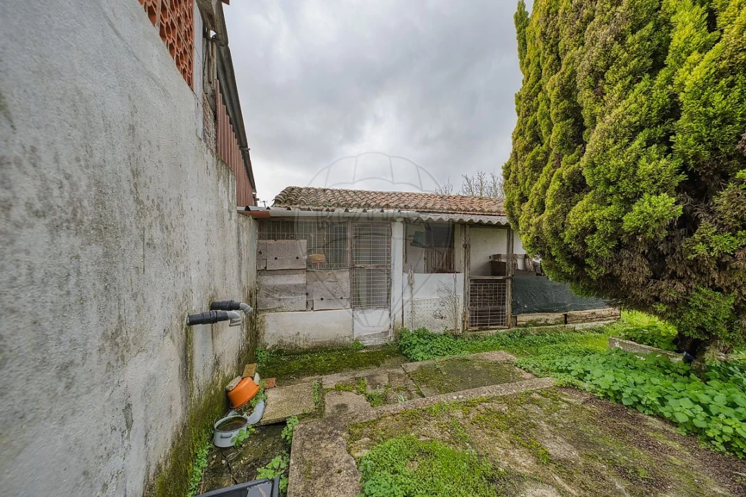 Moradia T2 para Venda em Pontevel Foto 30