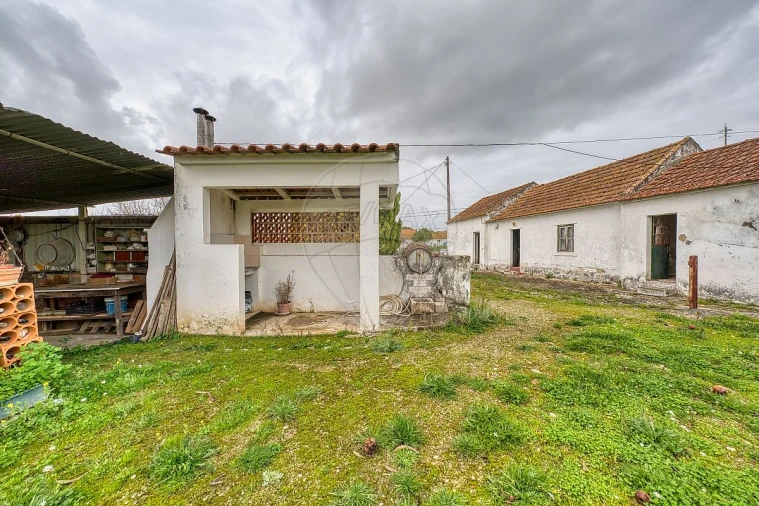 Moradia T2 para Venda em Pontevel Foto 38