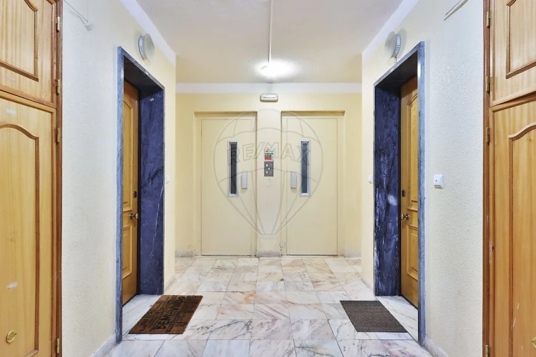 Apartamento T2 para Arrendamento em Cacém e São Marcos Foto 15