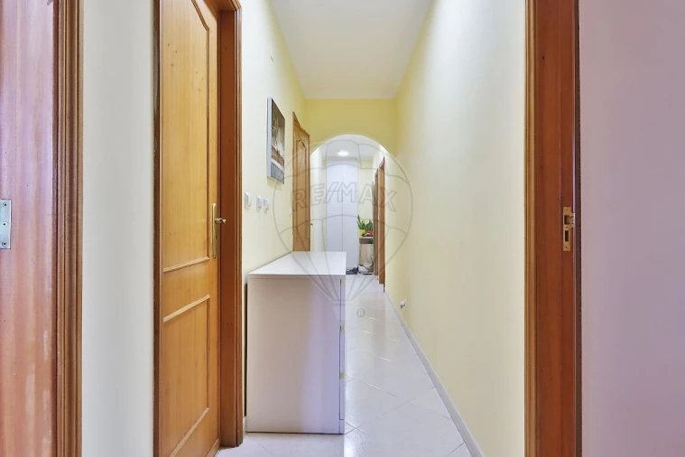 Apartamento T2 para Arrendamento em Cacém e São Marcos Foto 14