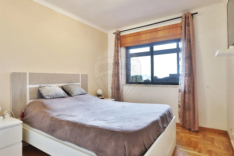 Apartamento T2 para Arrendamento em Cacém e São Marcos Foto 10