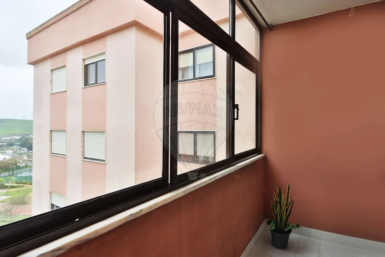 Apartamento T2 para Arrendamento em Cacém e São Marcos Foto 2