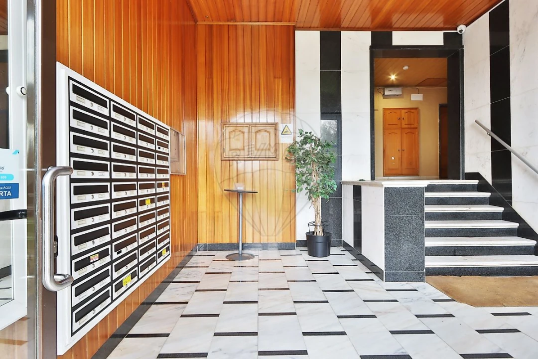 Apartamento T2 para Arrendamento em Cacém e São Marcos Foto 17