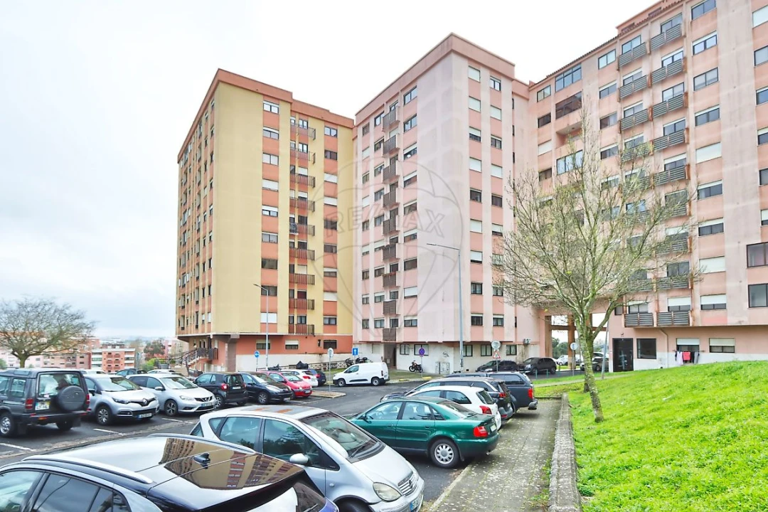 Apartamento T2 para Arrendamento em Cacém e São Marcos Foto 16