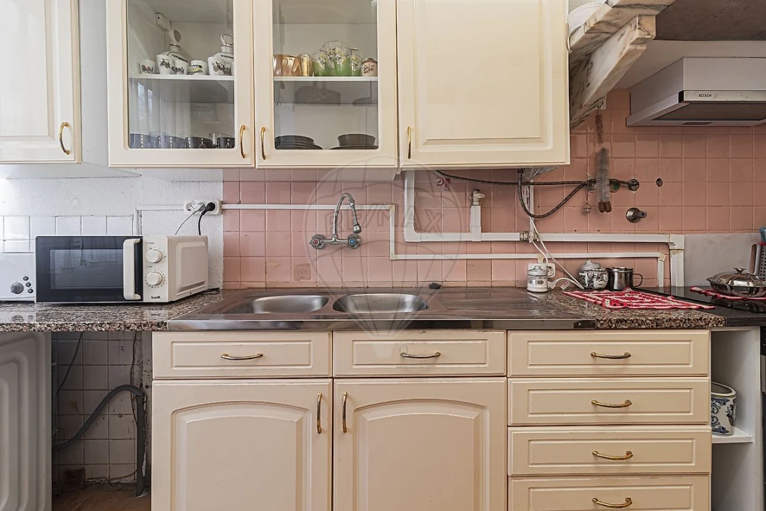 Apartamento T2 para Venda em Rio de Mouro Foto 11