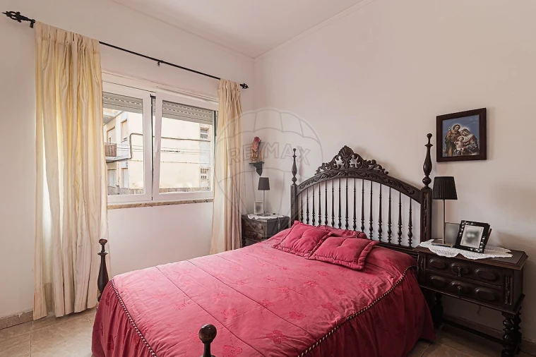 Apartamento T2 para Venda em Rio de Mouro Foto 23