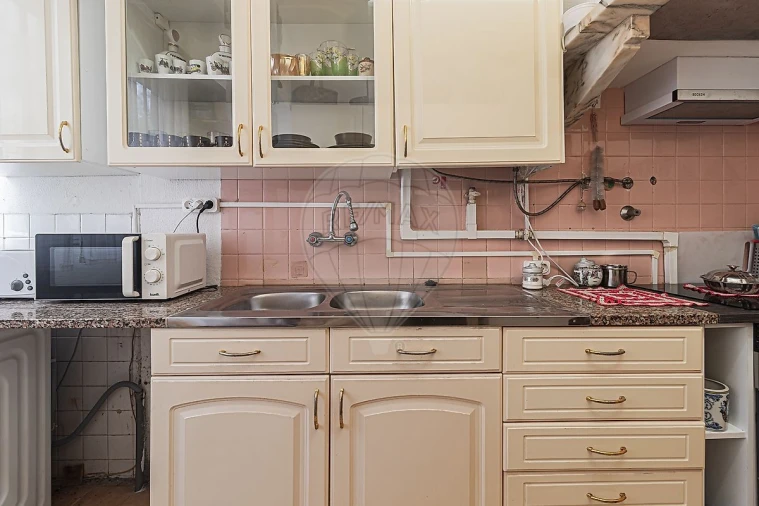 Apartamento T2 para Venda em Rio de Mouro Foto 11