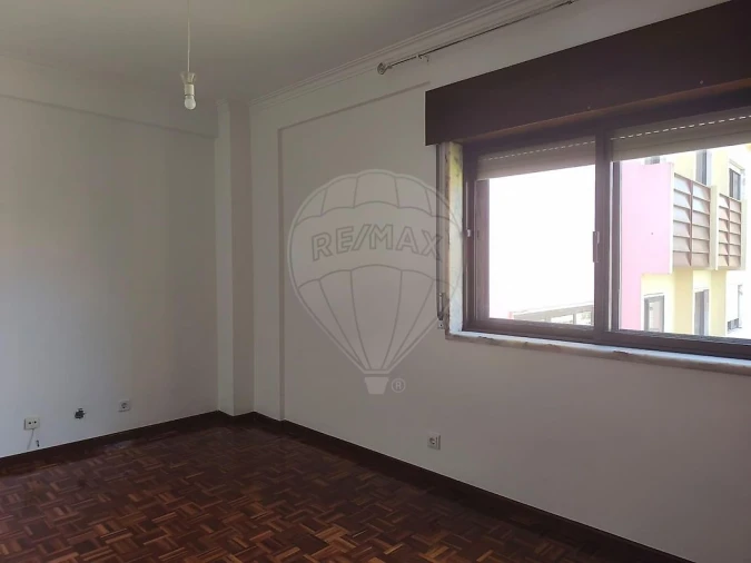 Apartamento T2 para Arrendamento em Cacém e São Marcos Foto 12