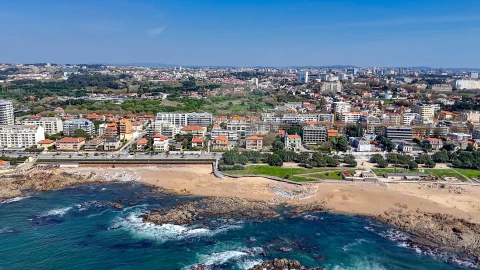 Moradia T5 para Venda em Aldoar, Foz do Douro e Nevogilde