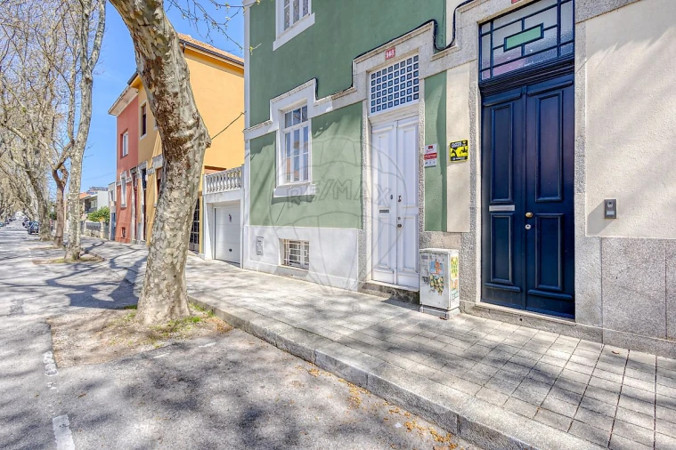 Moradia T5 para Venda em Aldoar, Foz do Douro e Nevogilde Foto 5