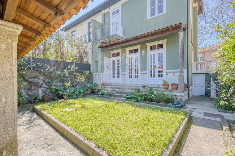 Moradia T5 para Venda em Aldoar, Foz do Douro e Nevogilde Foto 41