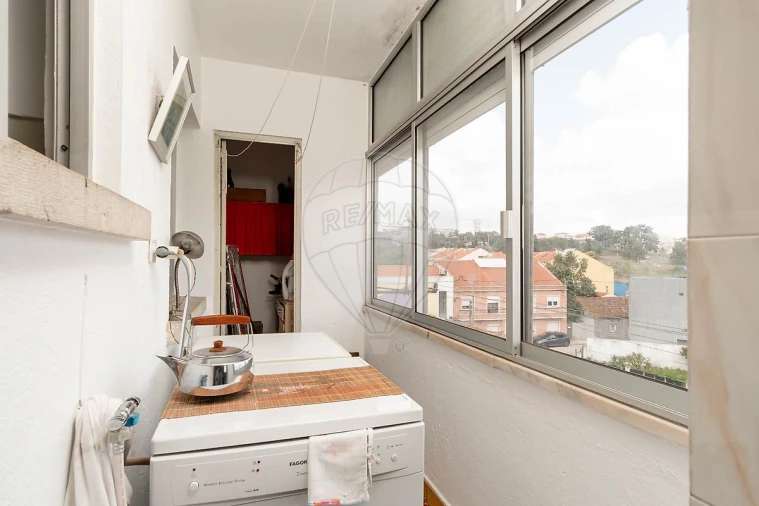 Apartamento T3 para Venda em Corroios Foto 20