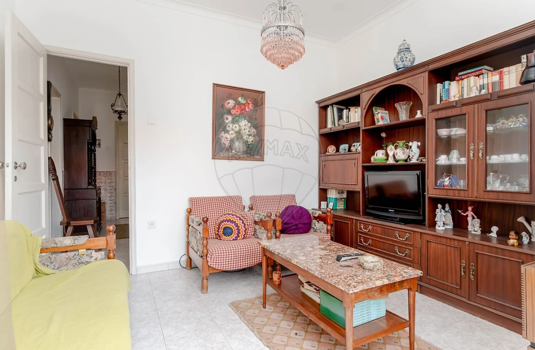 Apartamento T3 para Venda em Corroios Foto 1