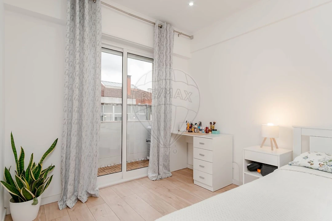 Apartamento T2 para Venda em Encosta do Sol Foto 18