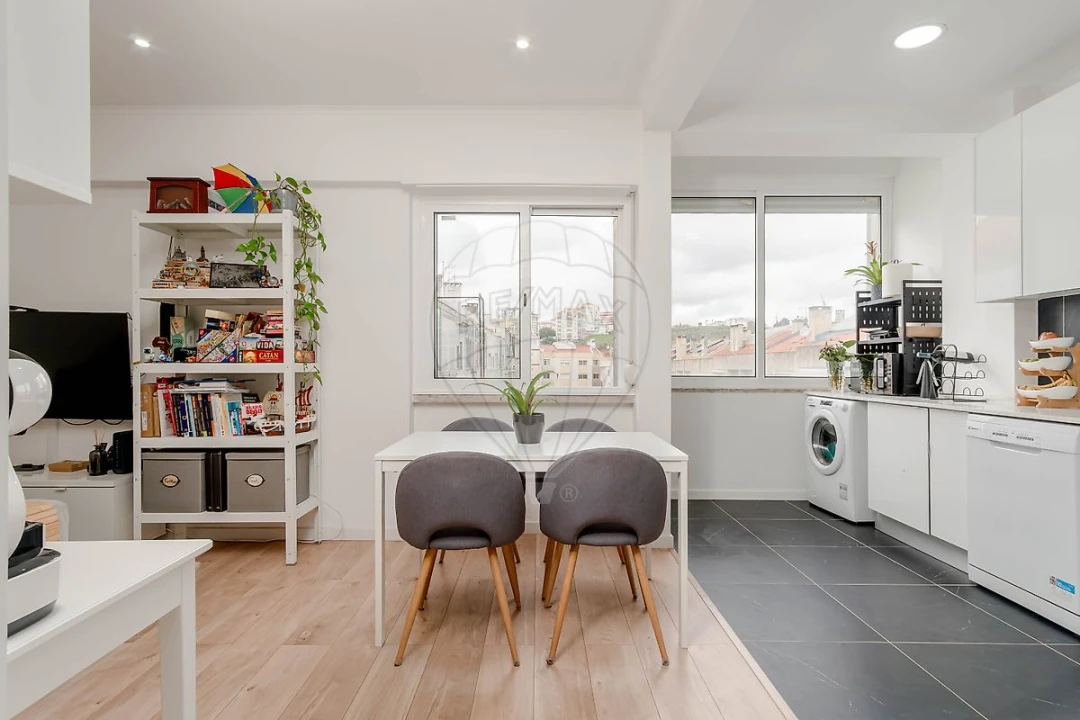 Apartamento T2 para Venda em Encosta do Sol Foto 4