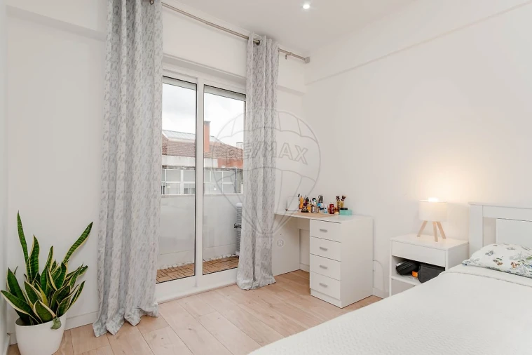 Apartamento T2 para Venda em Encosta do Sol Foto 18