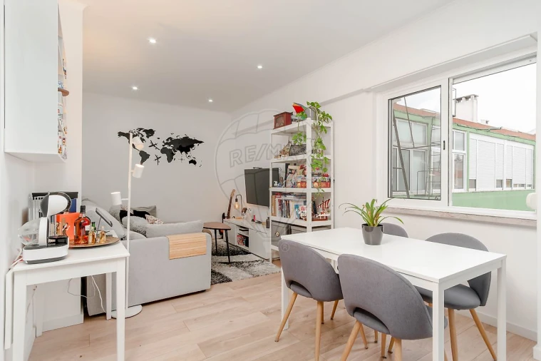 Apartamento T2 para Venda em Encosta do Sol Foto 5