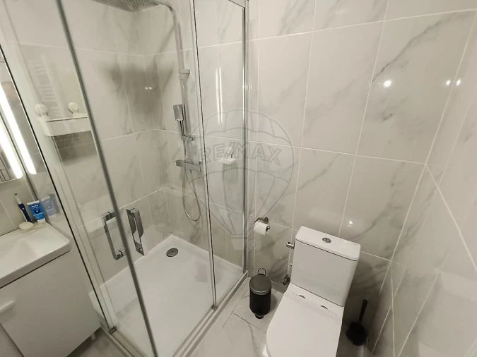 Apartamento T2 para Arrendamento em Rio de Mouro Foto 20