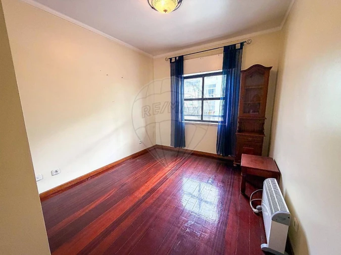 Apartamento T3 para Arrendamento em Vila Franca de Xira Foto 8