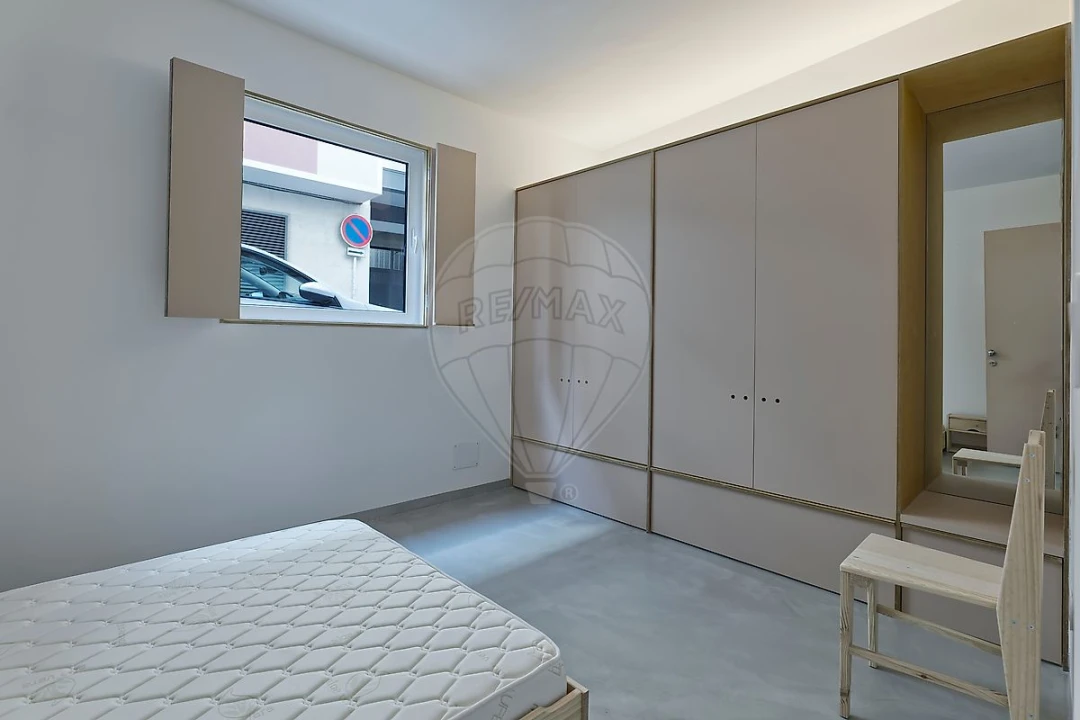 Apartamento T1 para Venda em Moscavide e Portela Foto 12