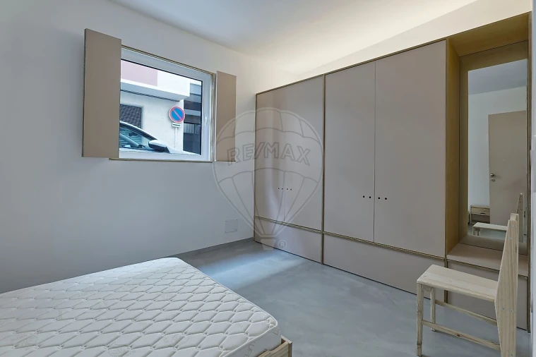 Apartamento T1 para Venda em Moscavide e Portela Foto 12