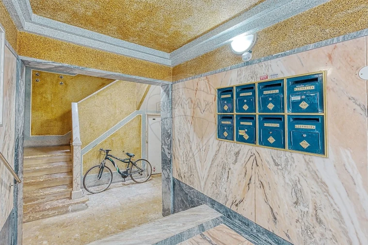 Apartamento T1 para Venda em Moscavide e Portela Foto 6