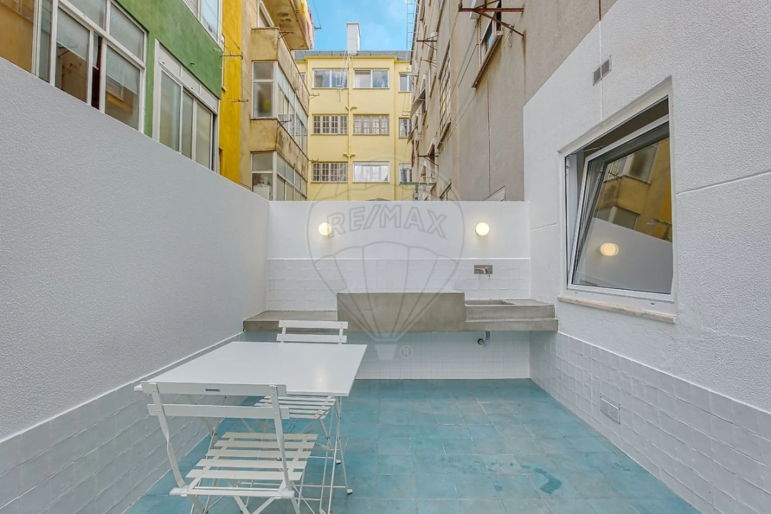 Apartamento T1 para Venda em Moscavide e Portela Foto 7