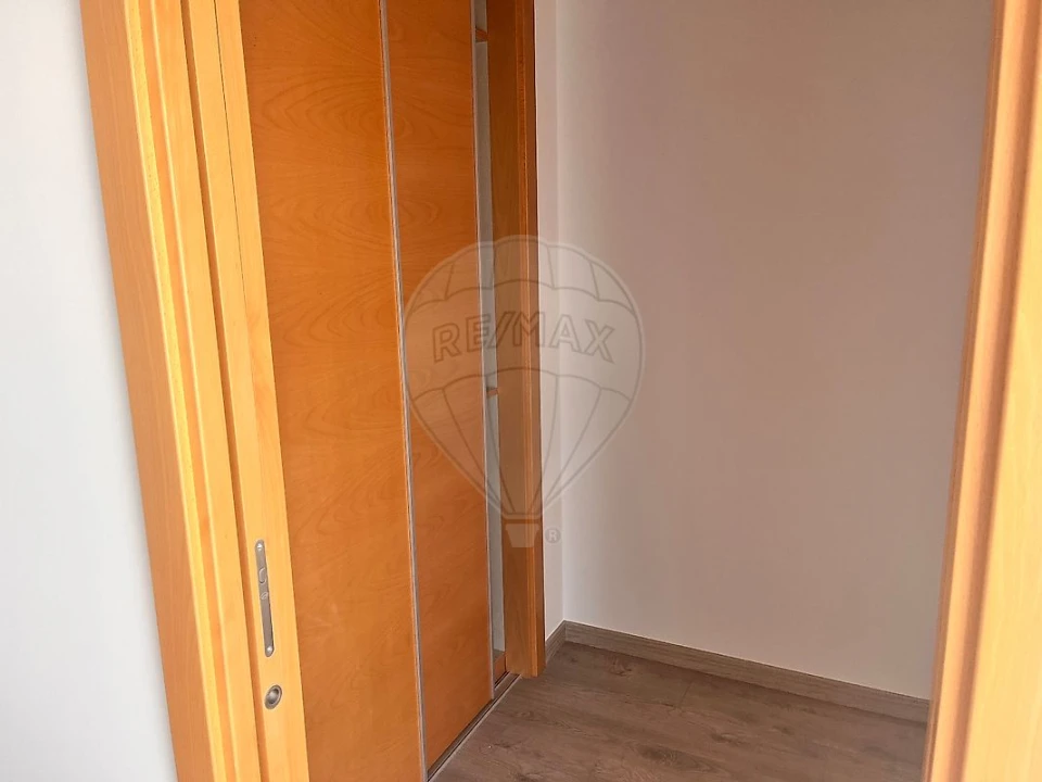 Apartamento T3 para Arrendamento em Lourinhã e Atalaia Foto 7