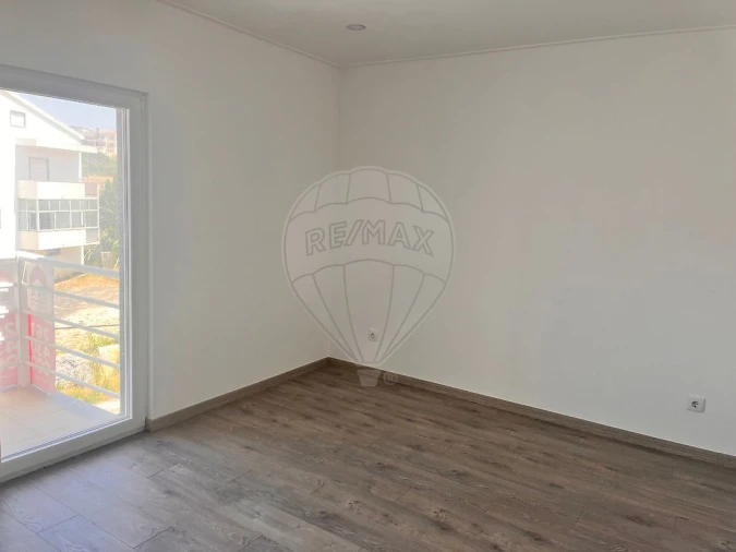 Apartamento T3 para Arrendamento em Lourinhã e Atalaia Foto 22