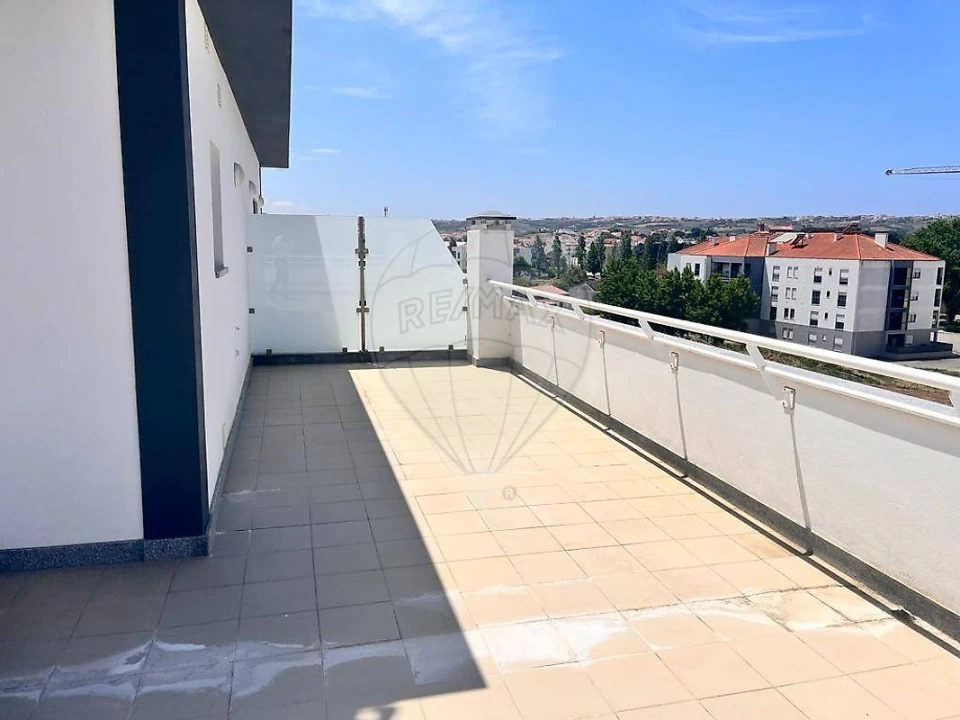 Apartamento T3 para Arrendamento em Lourinhã e Atalaia Foto 16