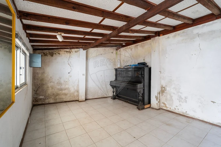 Apartamento T2 para Venda em Santa Maria e São Miguel, São Martinho, São Pedro Penaferrim Foto 7