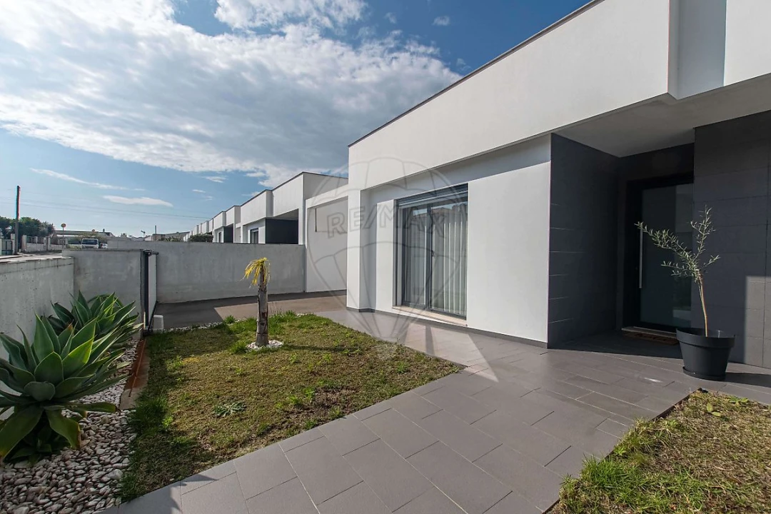 Moradia T3 para Venda em Benedita Foto 4