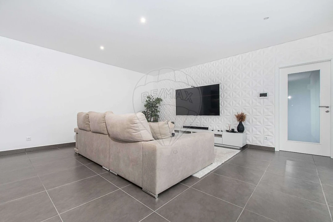 Moradia T3 para Venda em Benedita Foto 23