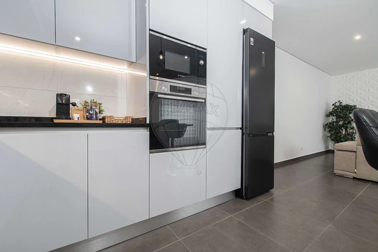 Moradia T3 para Venda em Benedita Foto 31