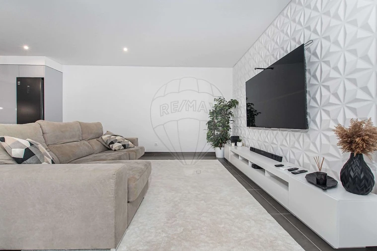 Moradia T3 para Venda em Benedita Foto 25