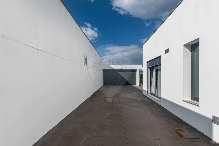 Moradia T3 para Venda em Benedita Foto 7