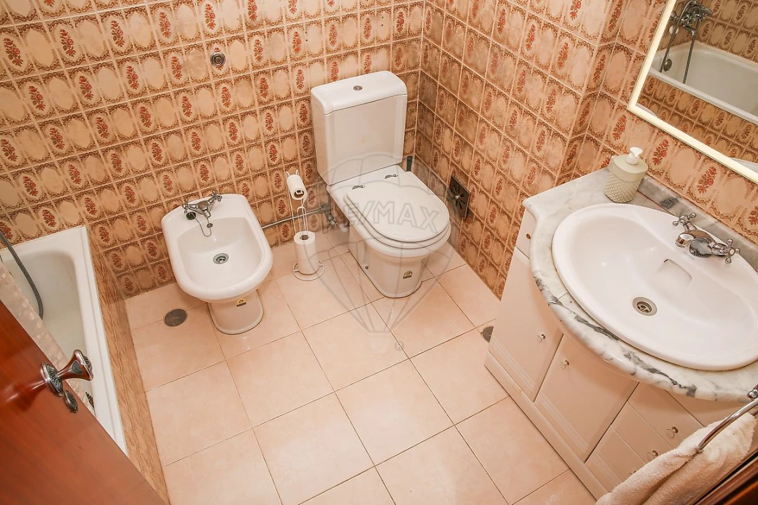 Apartamento T3 para Venda em Arruda dos Vinhos Foto 13